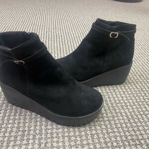 Black faux Suede Platform Wedge Ankle Boots - Women size 38